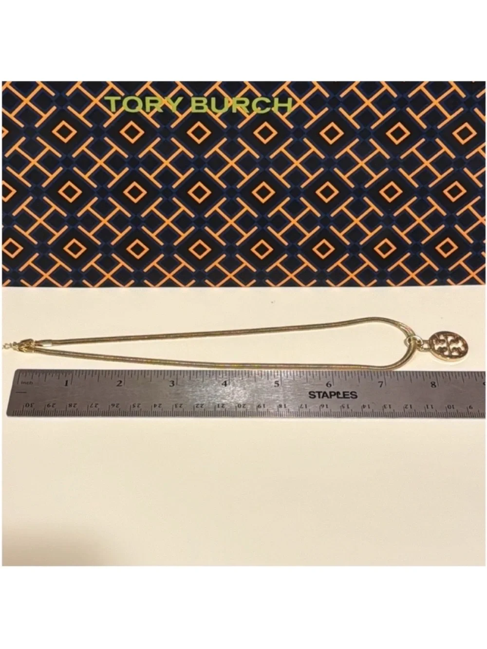 NEW✨Pendant with large Tory Burch Gold Herringbone Logo medallion